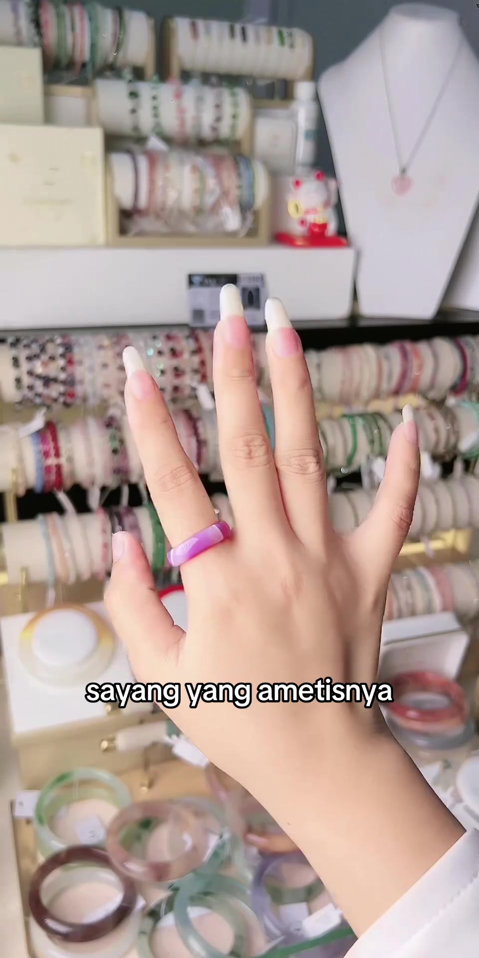 @Zupazupazuu Crystal Jewelery