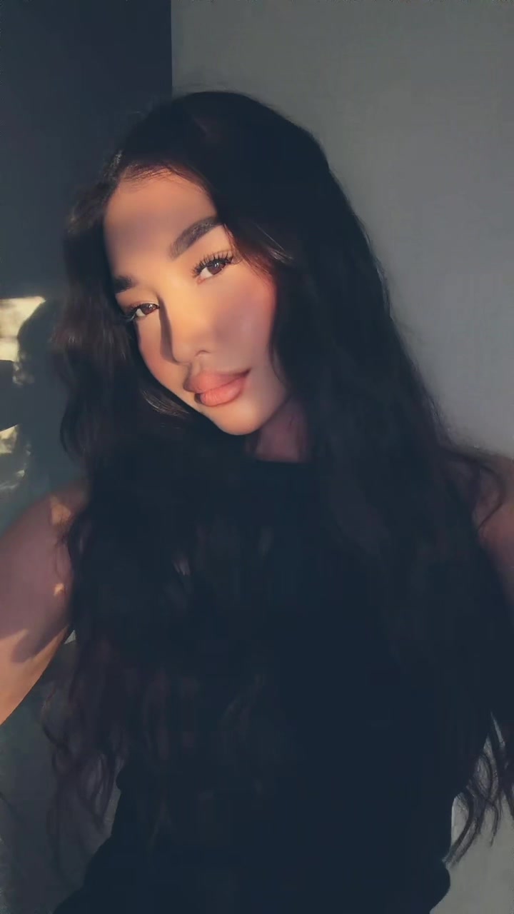 @_itsademi