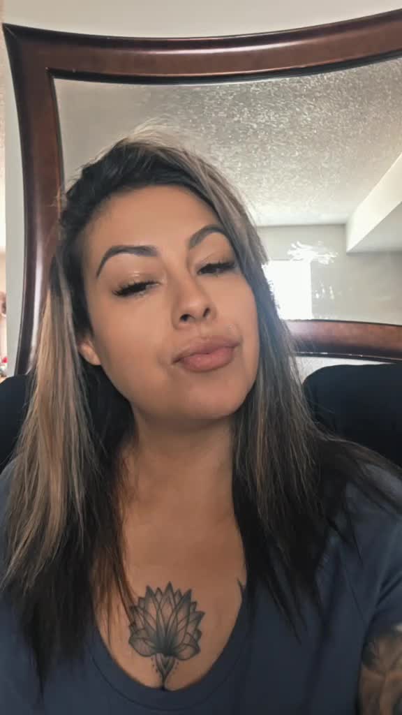 @Anjelina