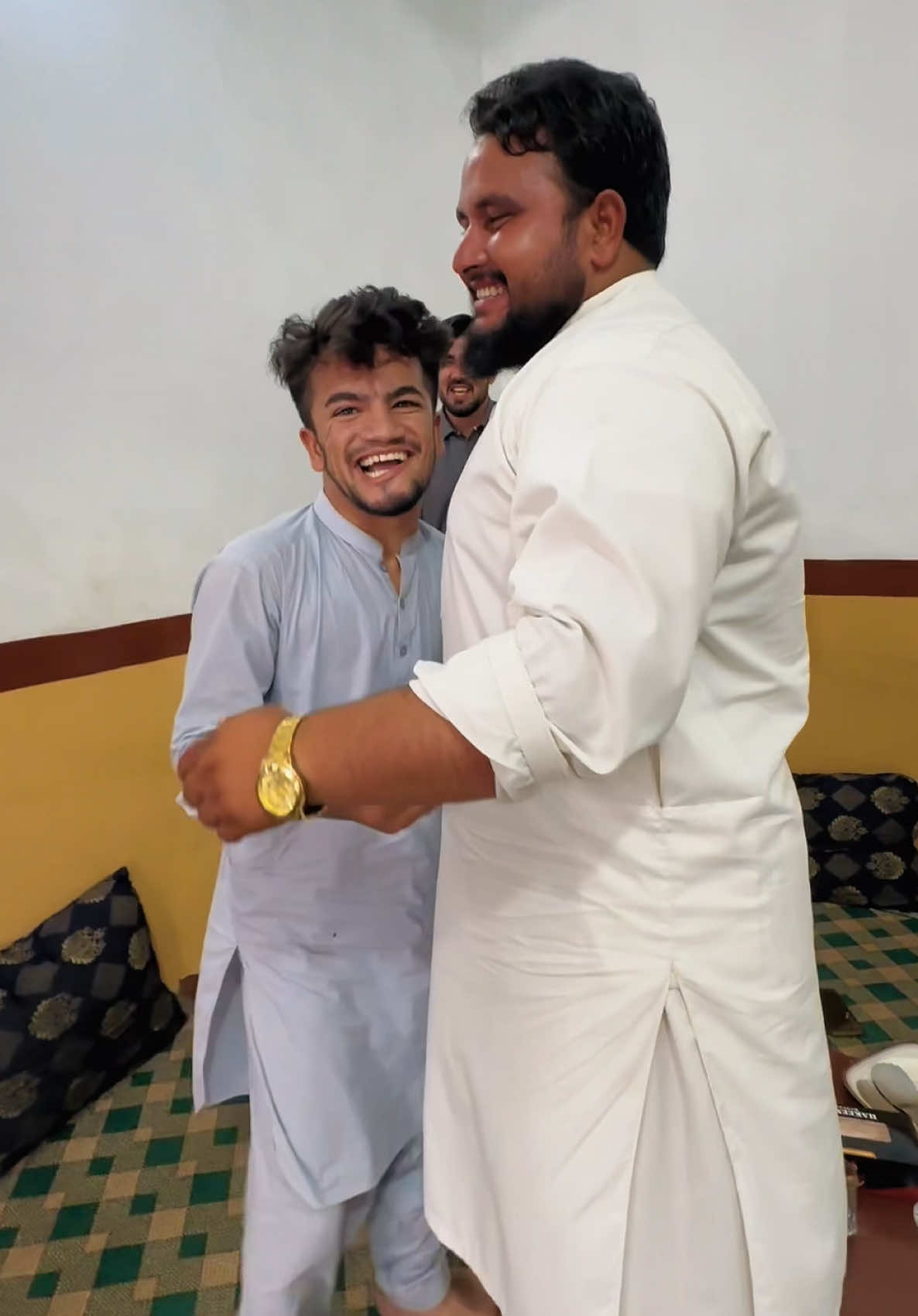 @Mr Sanoo سنی