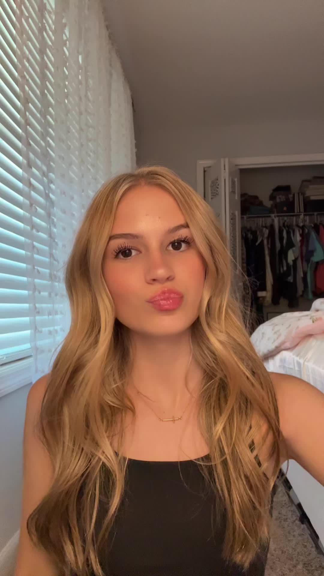 @ella