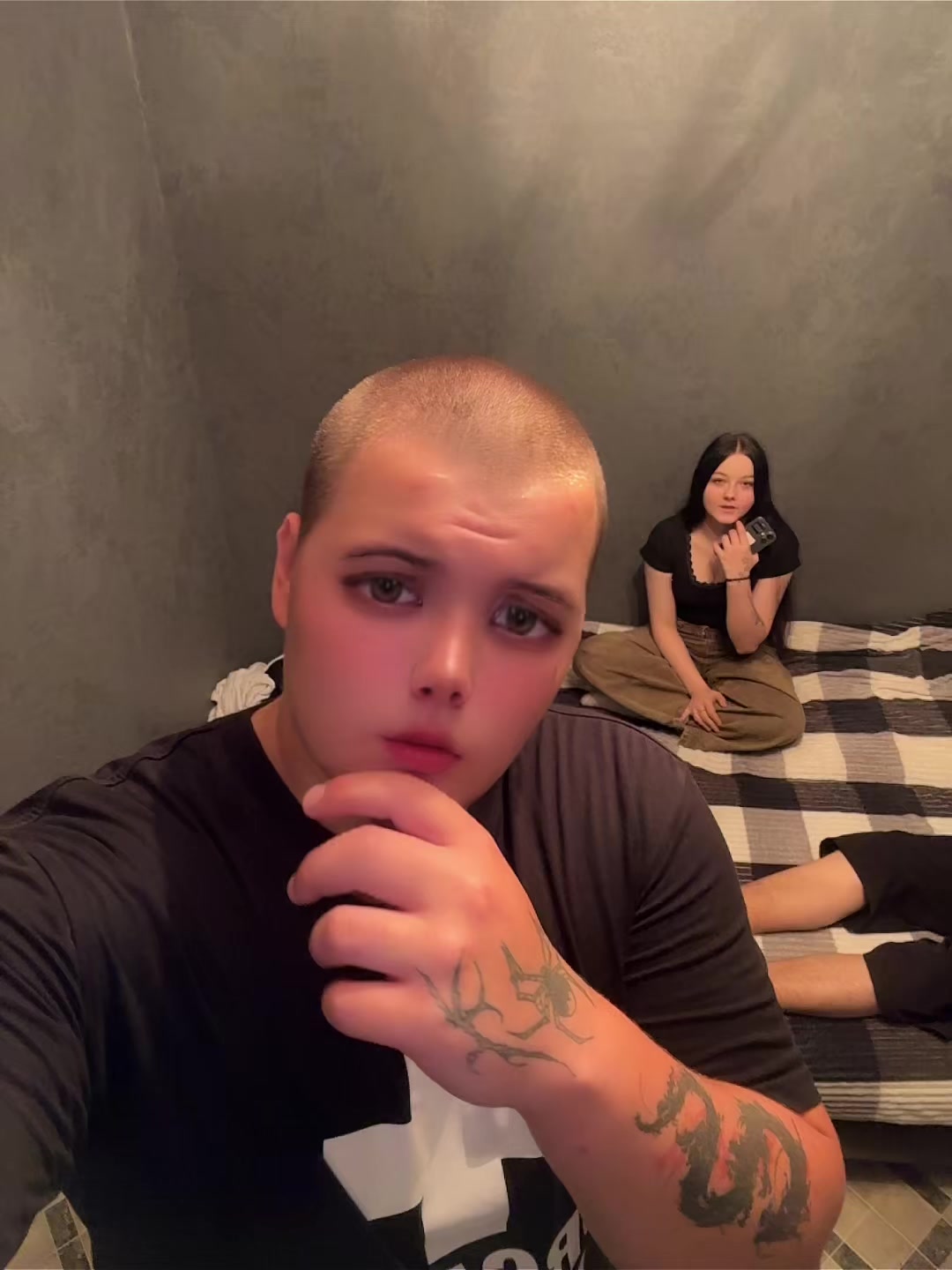 @похуй пляшем