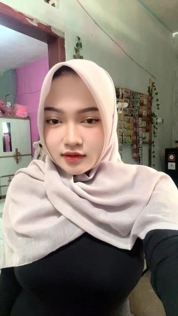 @Indyrhmaa