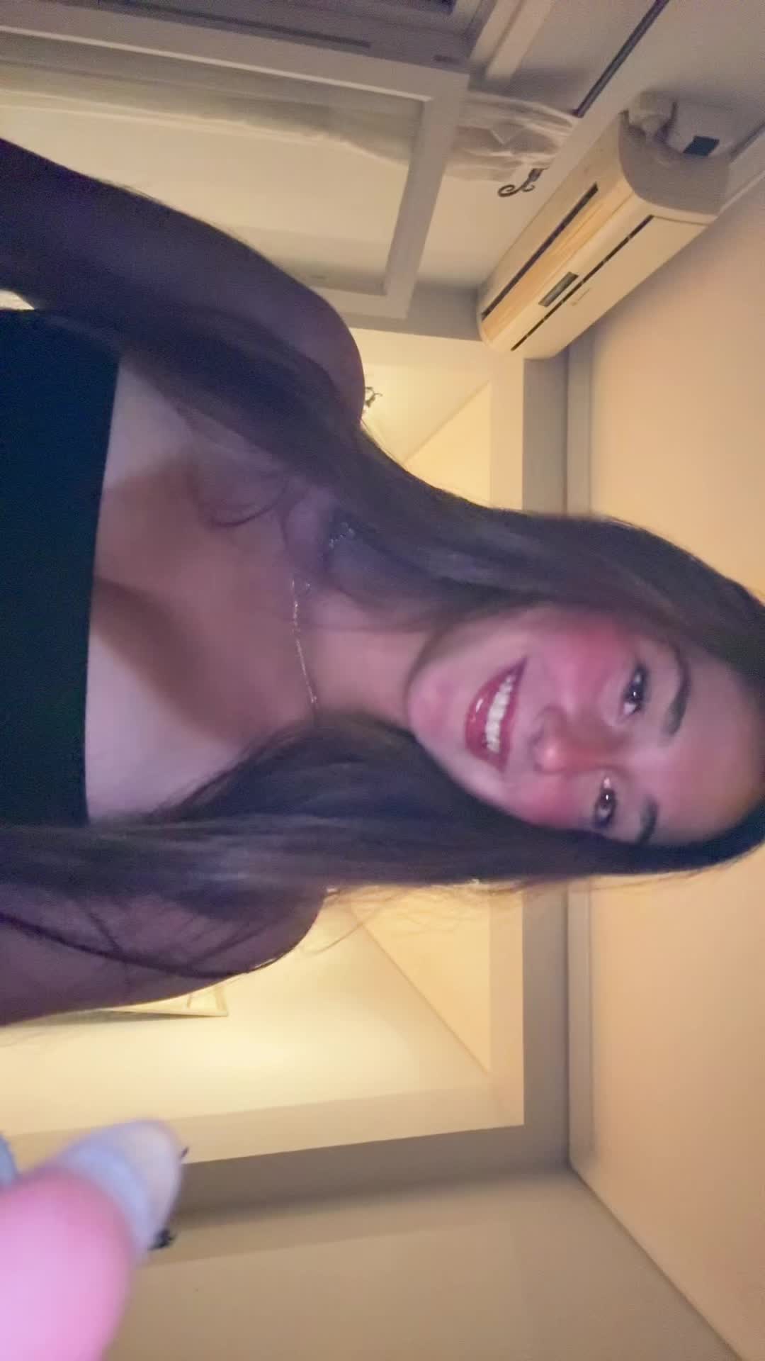 @abru