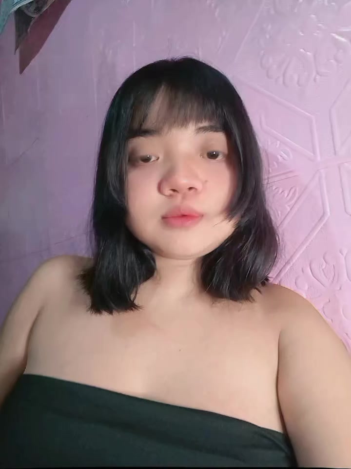@Mona.