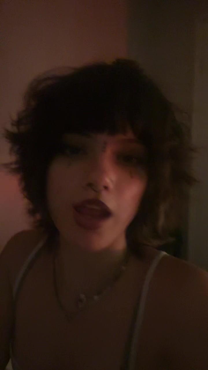 @llyla404