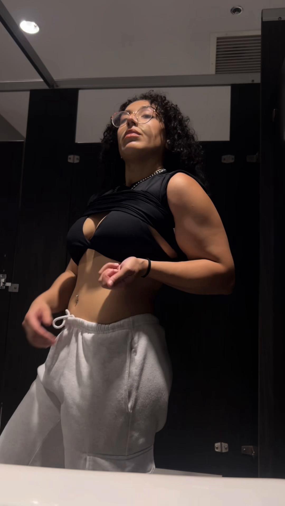@Priikachux