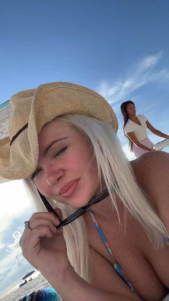 @Notbrittanylynn