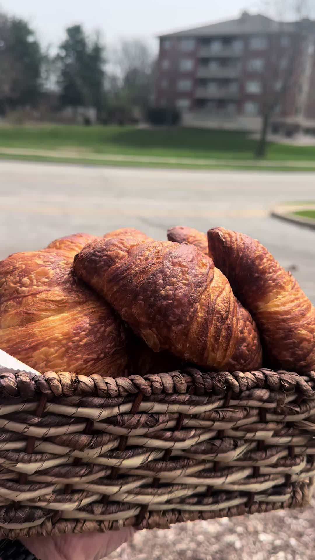 @OmgPastries