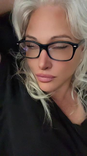 @Canuck 🇨🇦 Cindy ❌