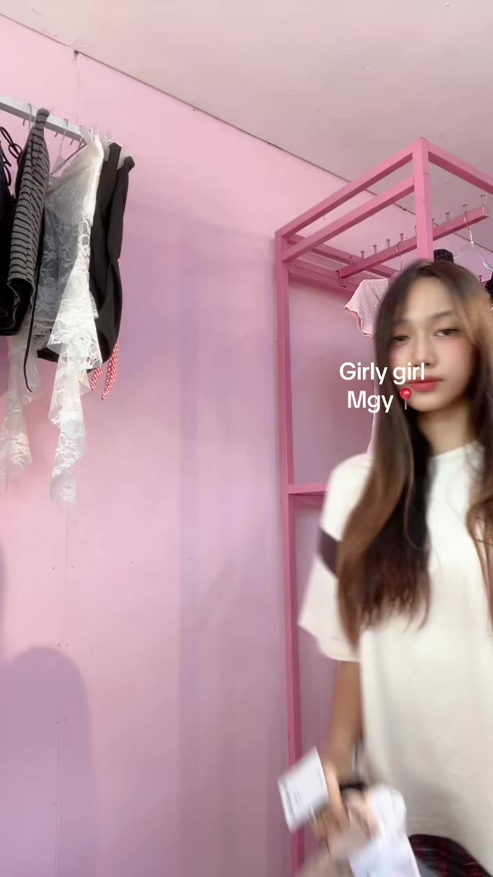 @๐๐ข๐ซ๐ฅ๐ฒ ๐๐ข๐ซ๐ฅ