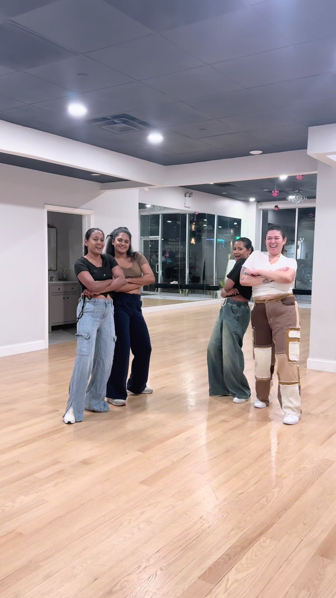 @Team love dance 💃🏻❤️