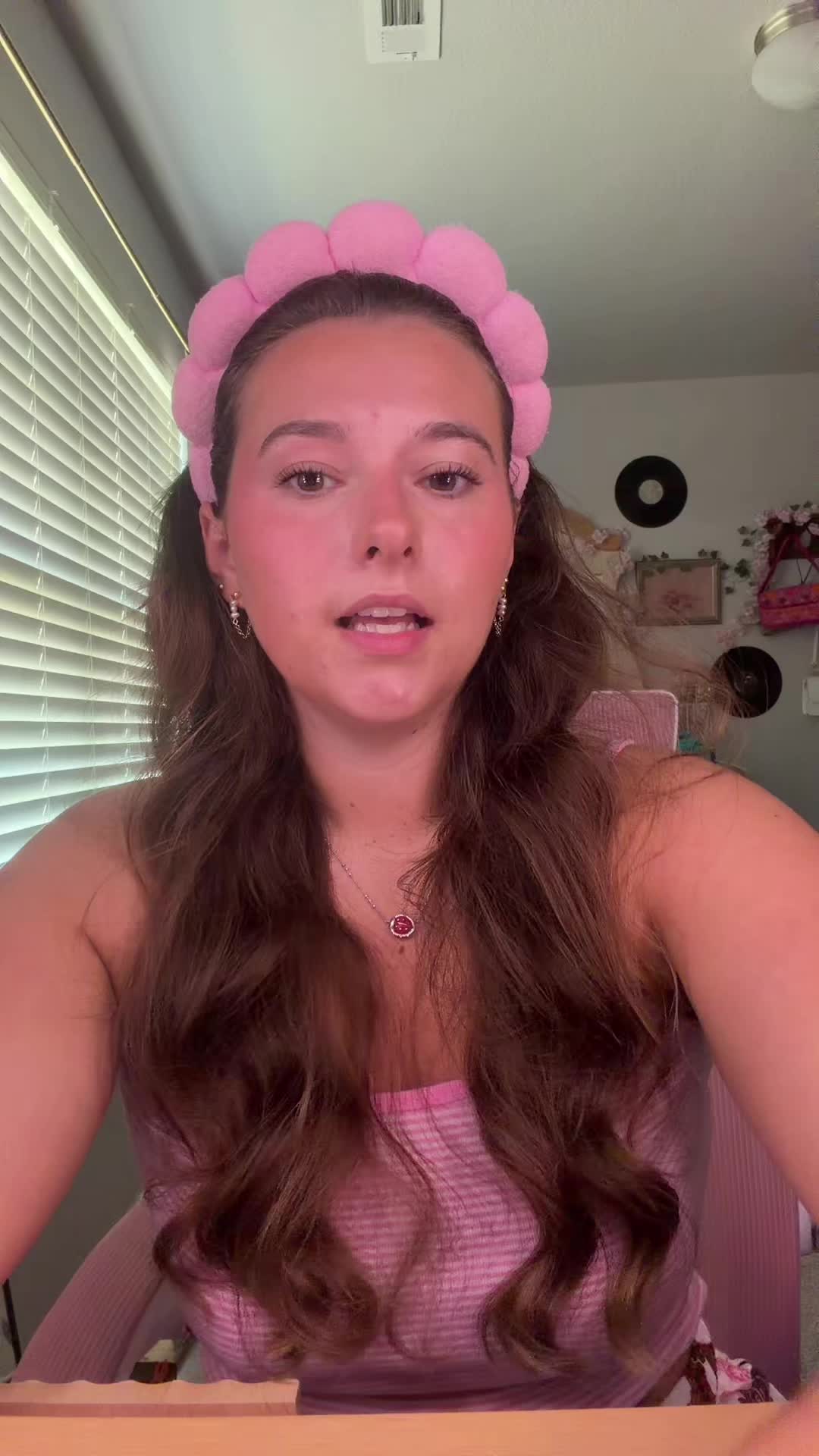 @itskatelyncastleberryy