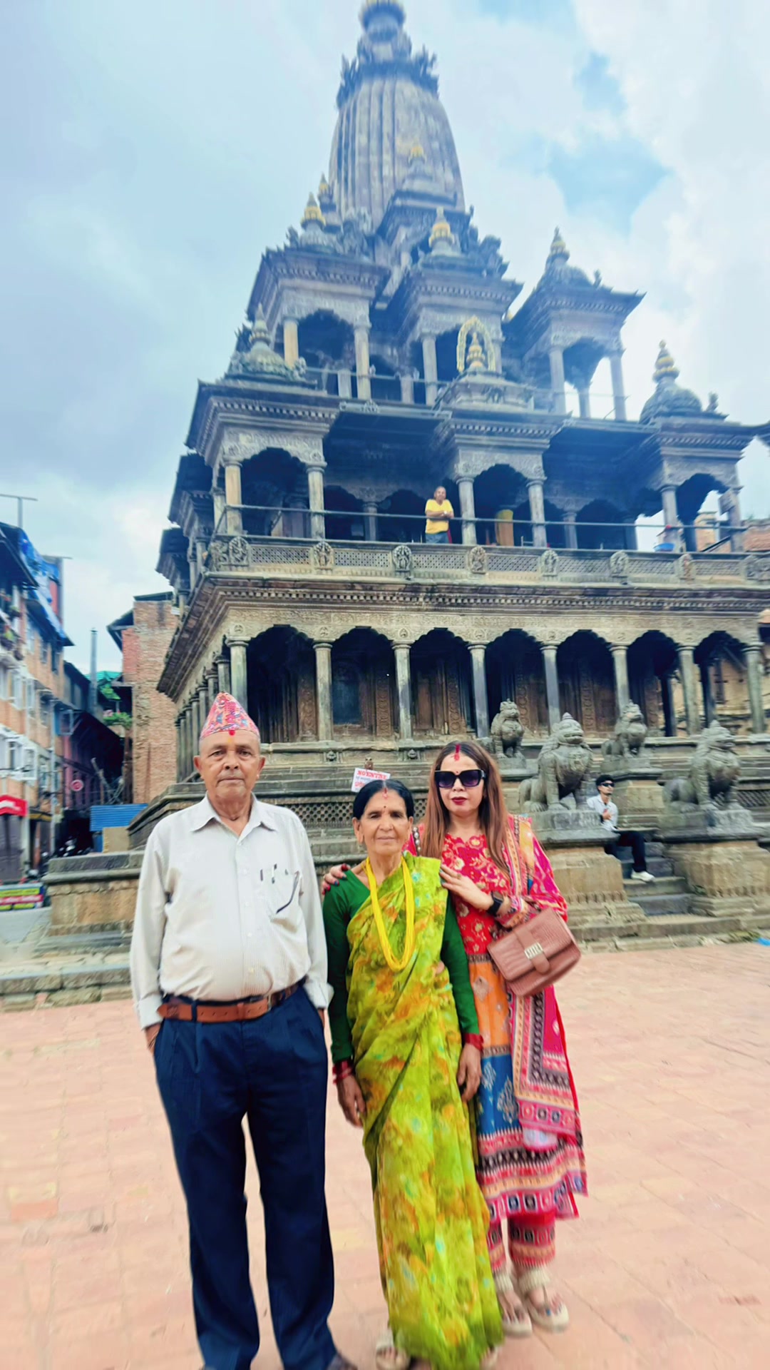 @Sumala @karki🧿