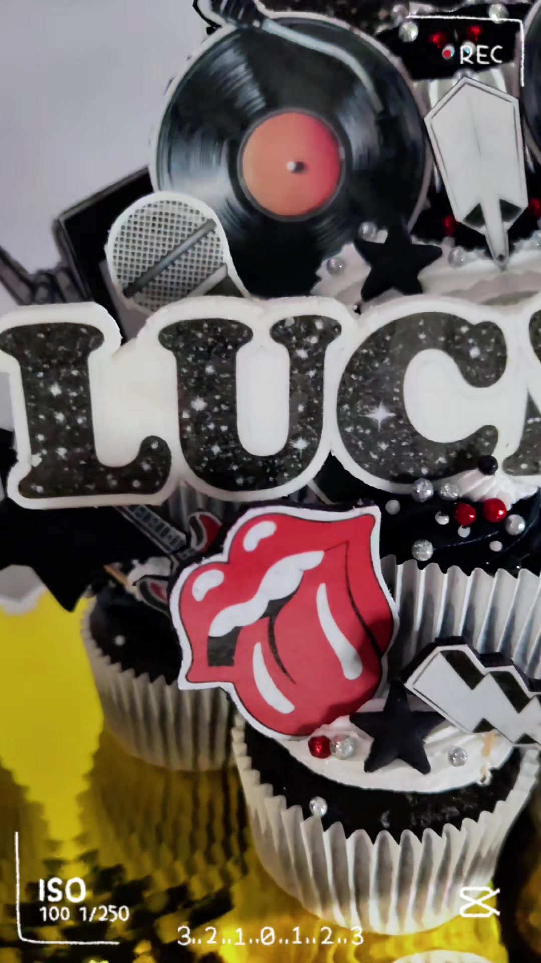 @Dulce Tentacion