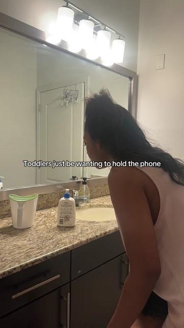 @Angela H