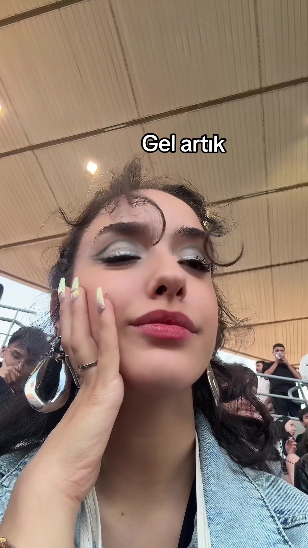 @Sena