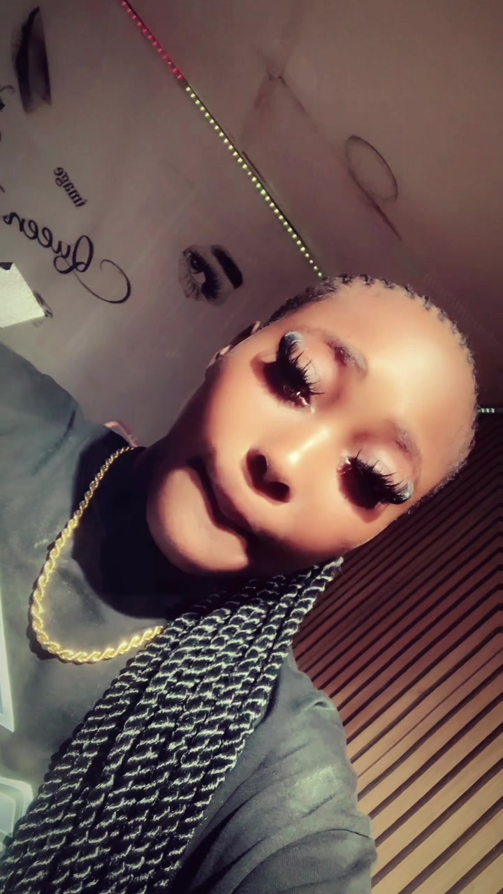 @feyikemi