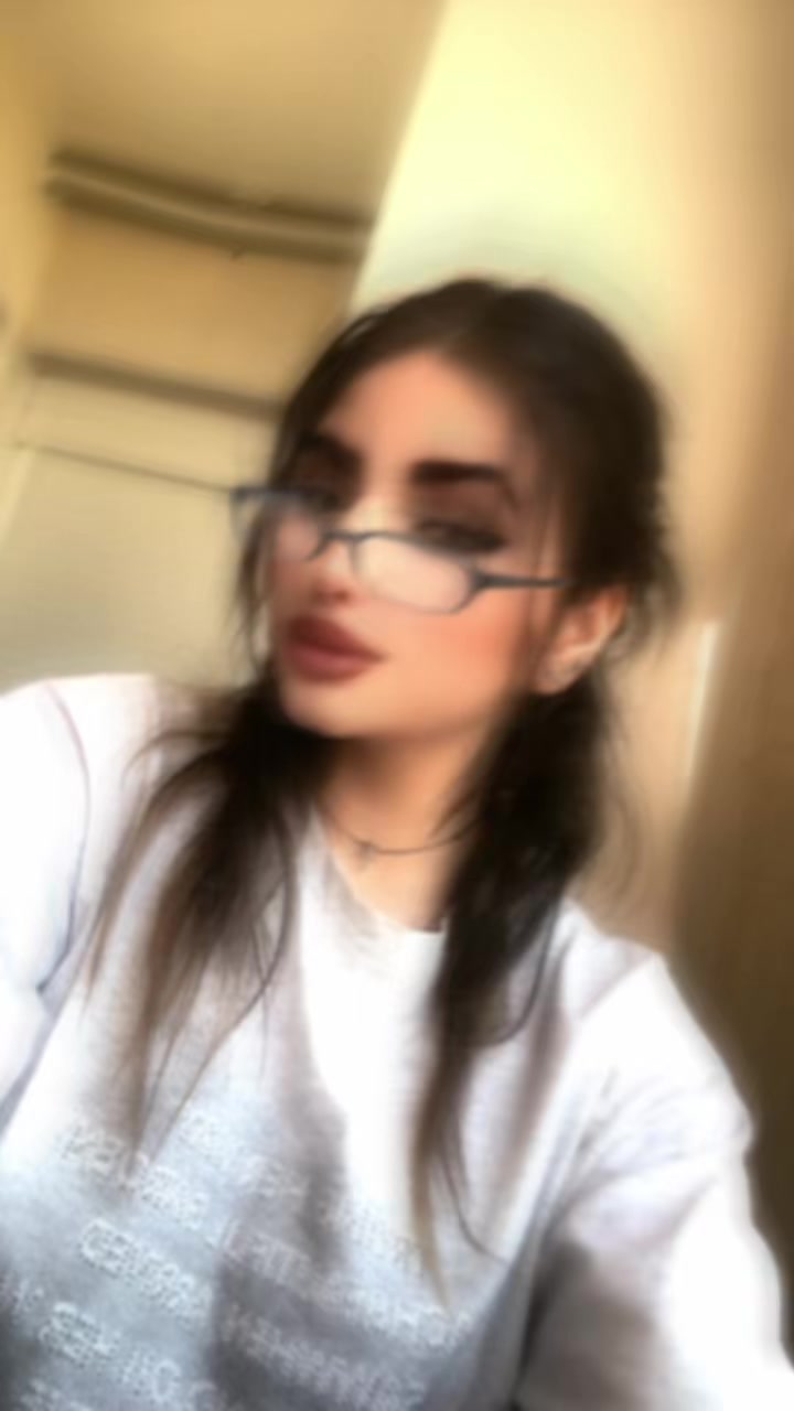 @_Sacha_