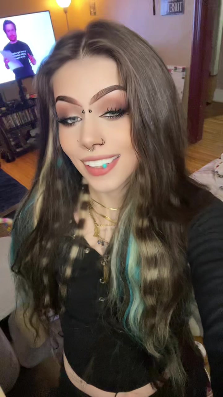 @r.eece.d