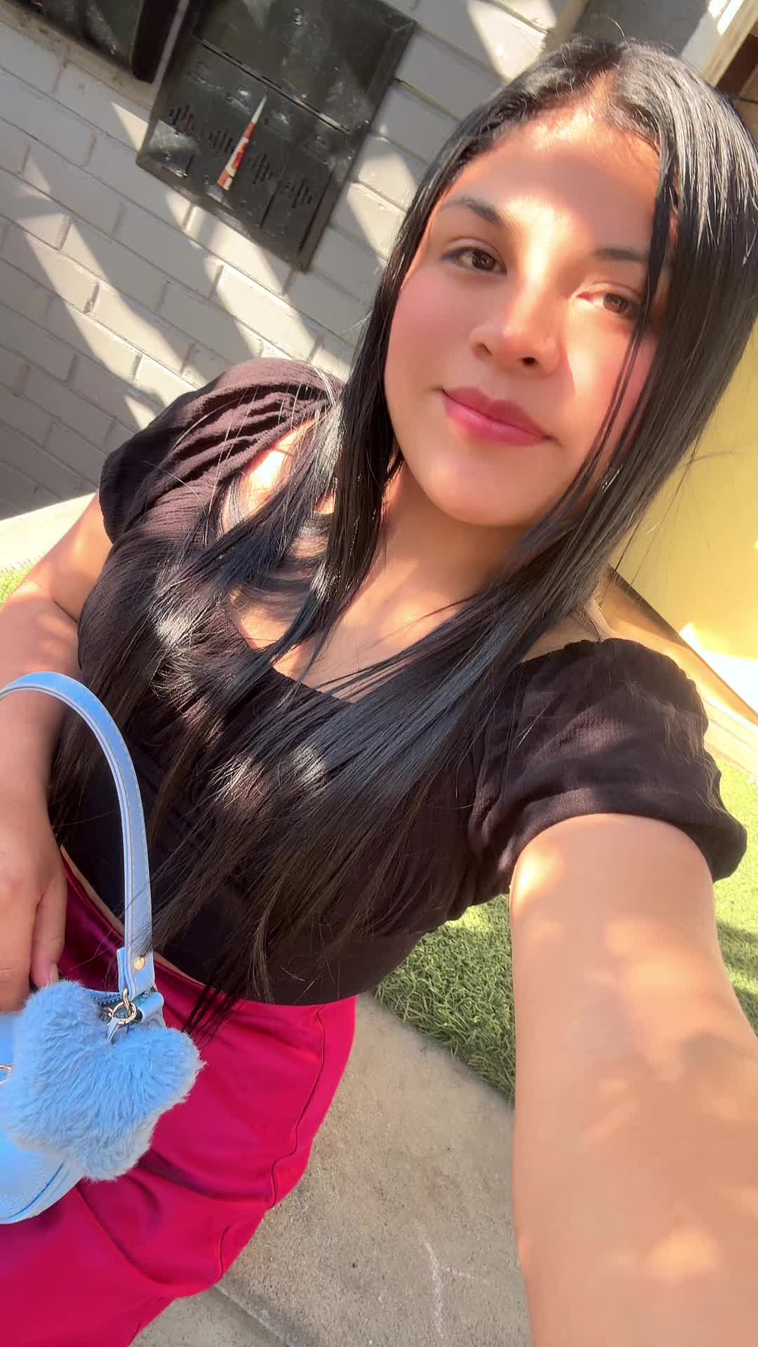 @Lüčy Chålĕs V