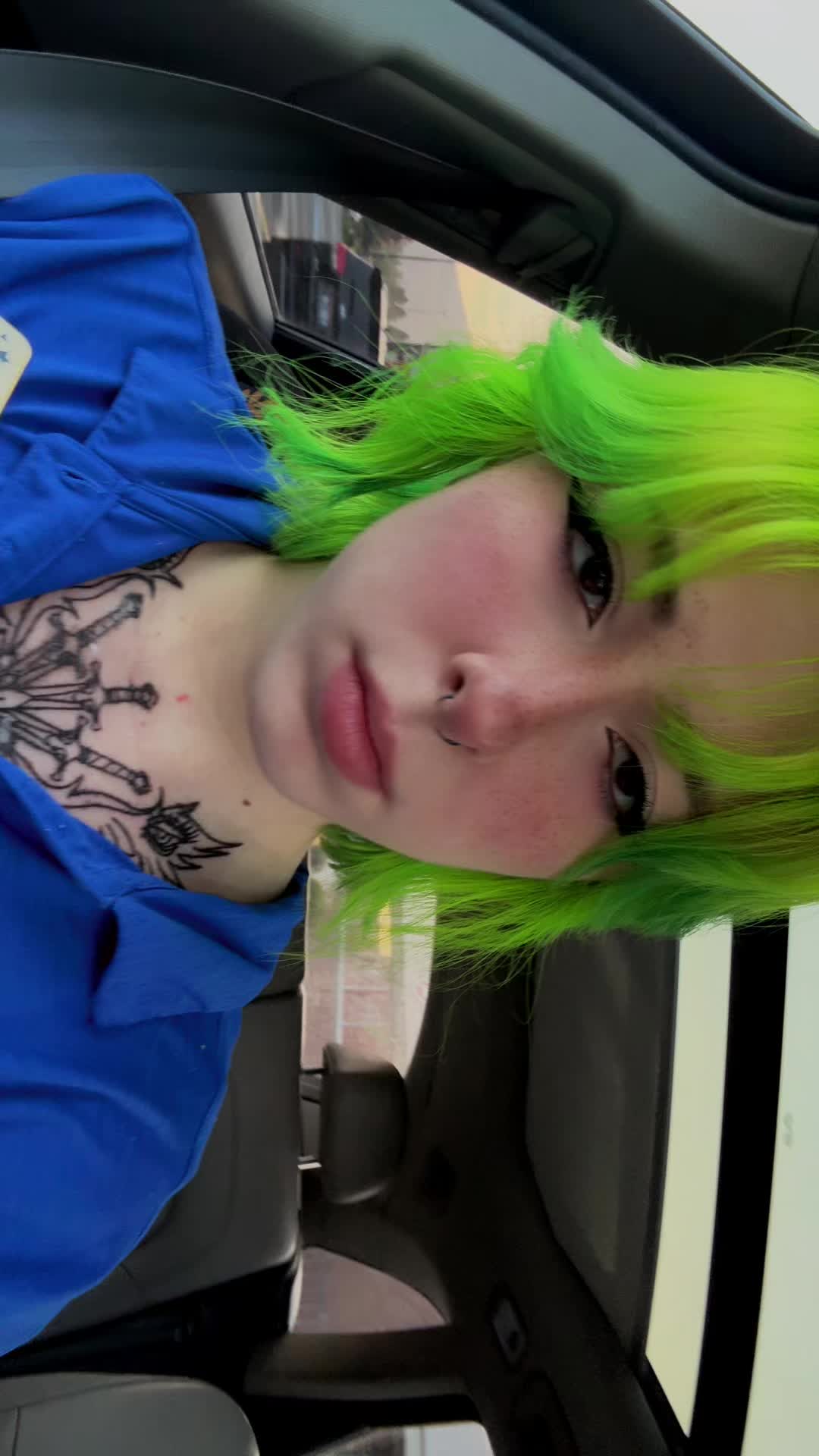 @impineapplegg