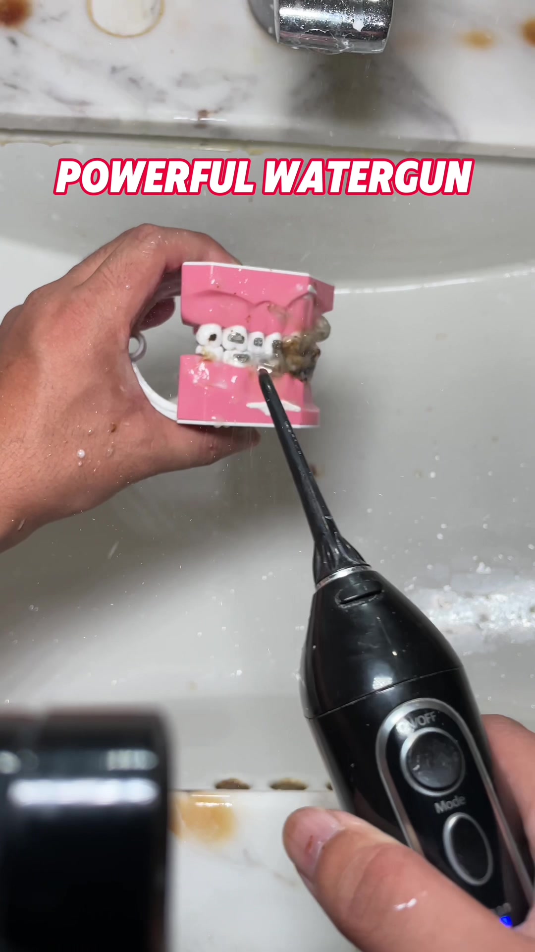 @Rocky&rsquo;s grocery store