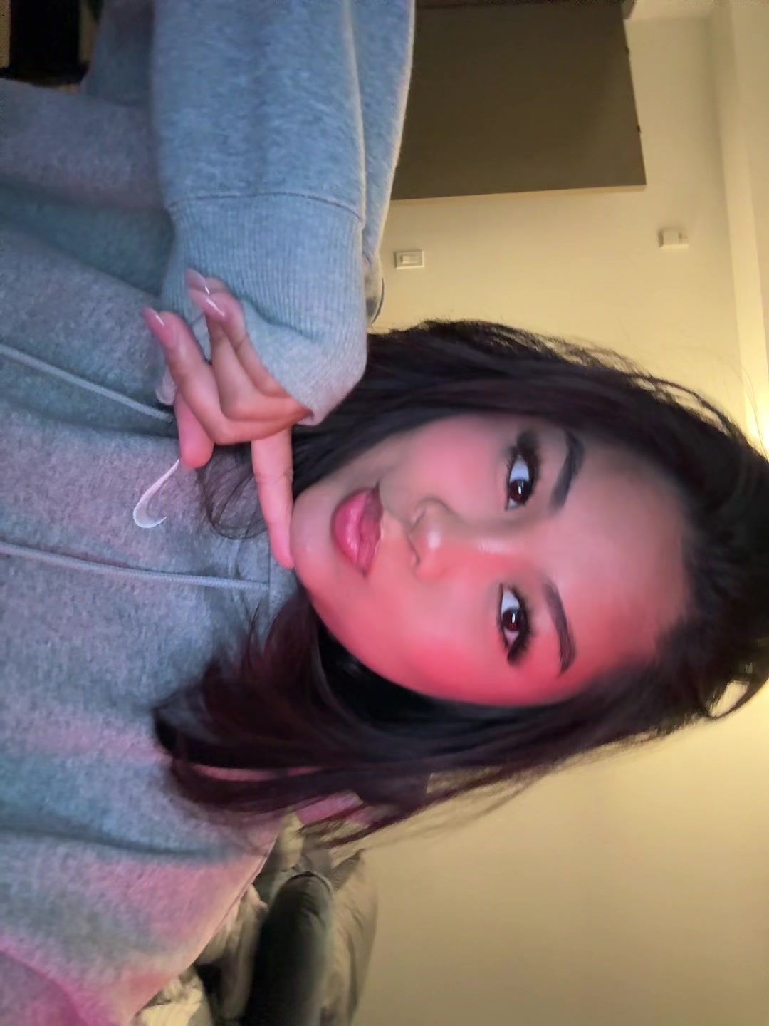 @Tina
