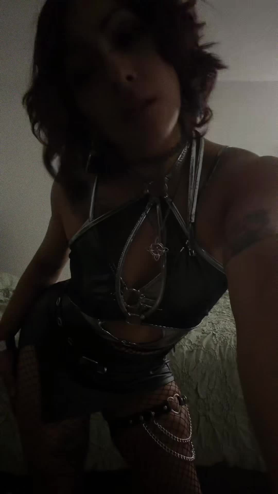@l1ttl3mnstrl1ftz