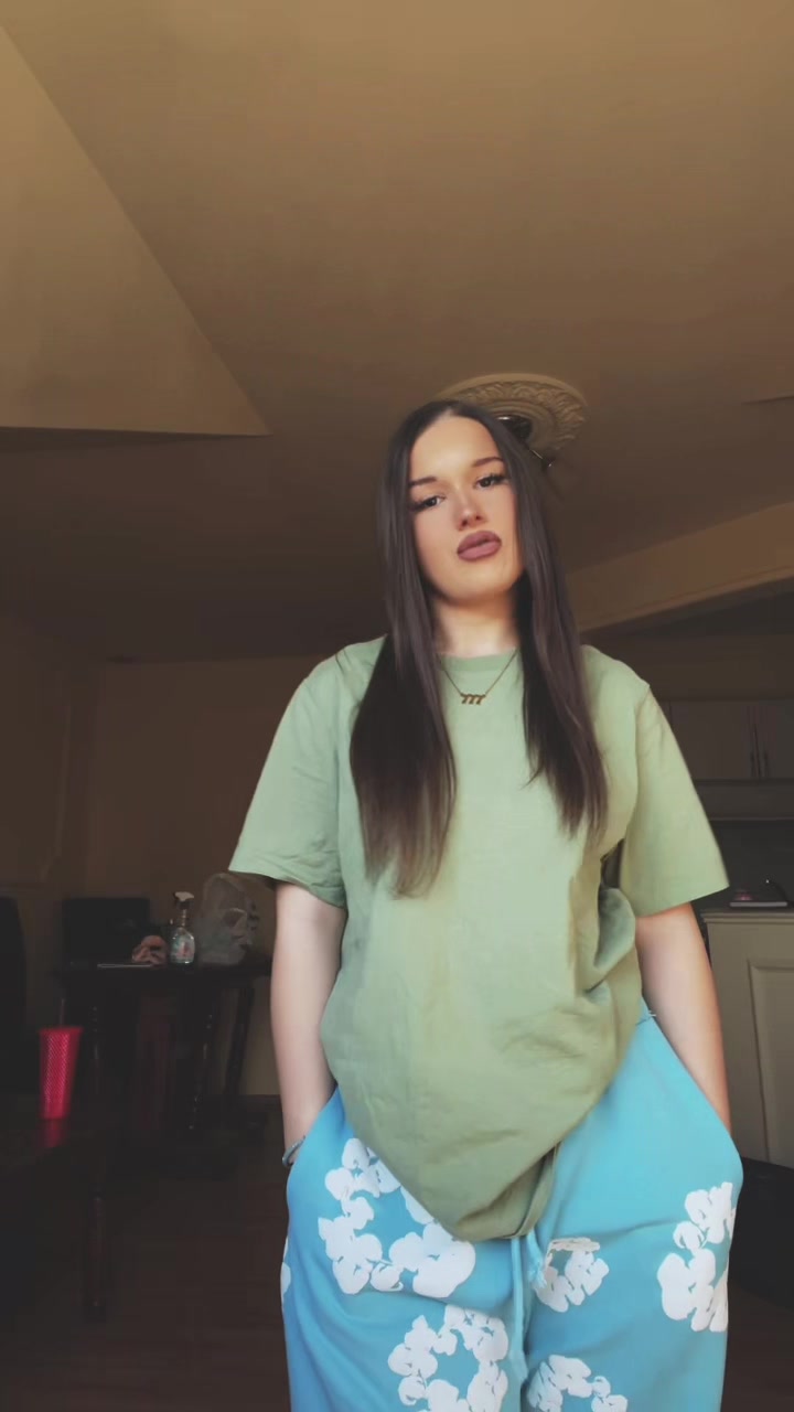 @🥥
