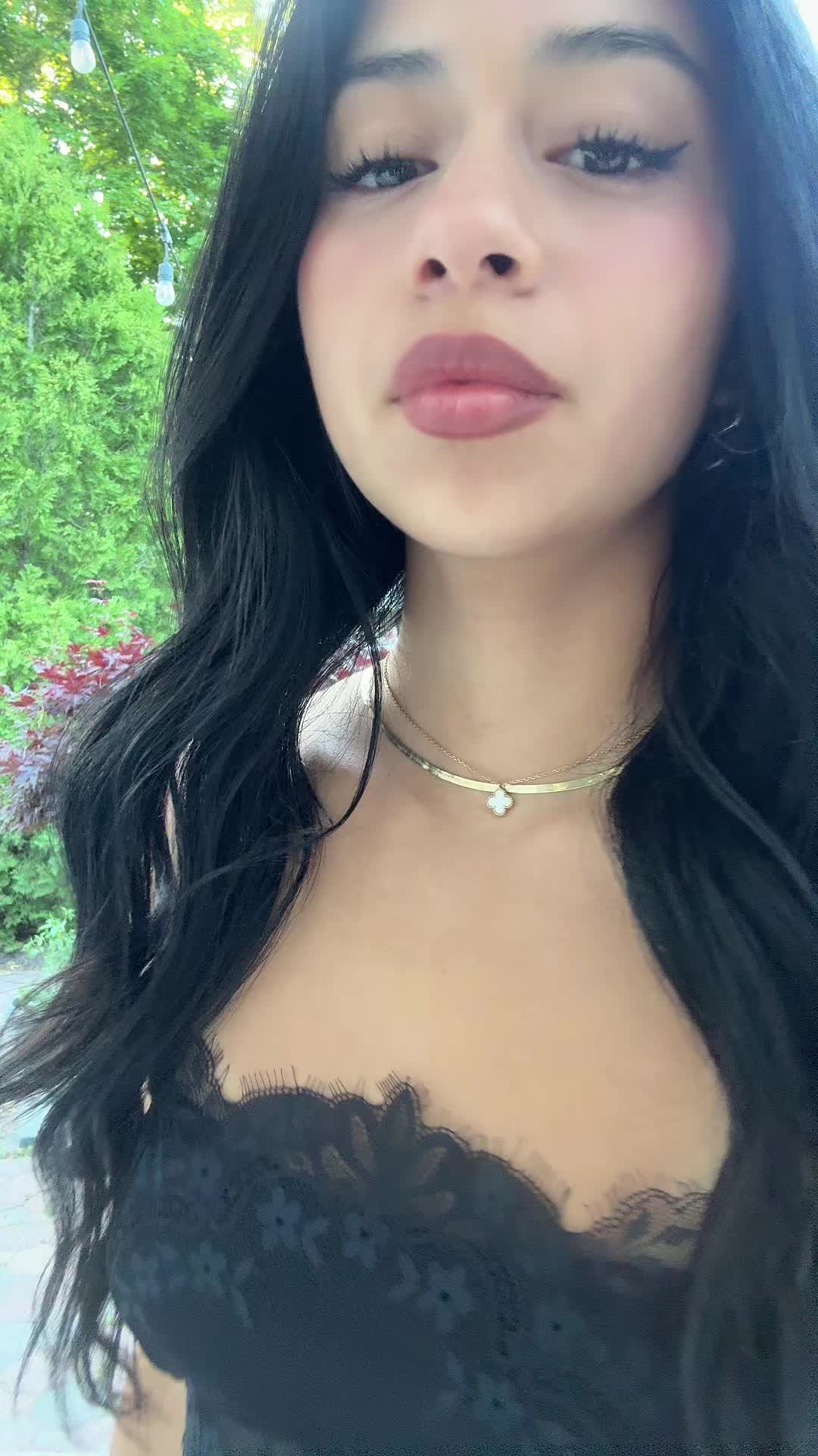 @katlistenstotheweekend