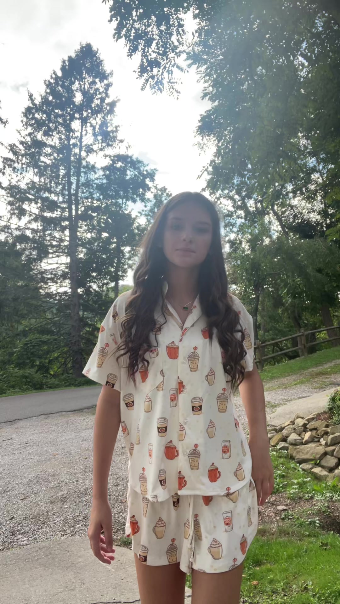 @Bella