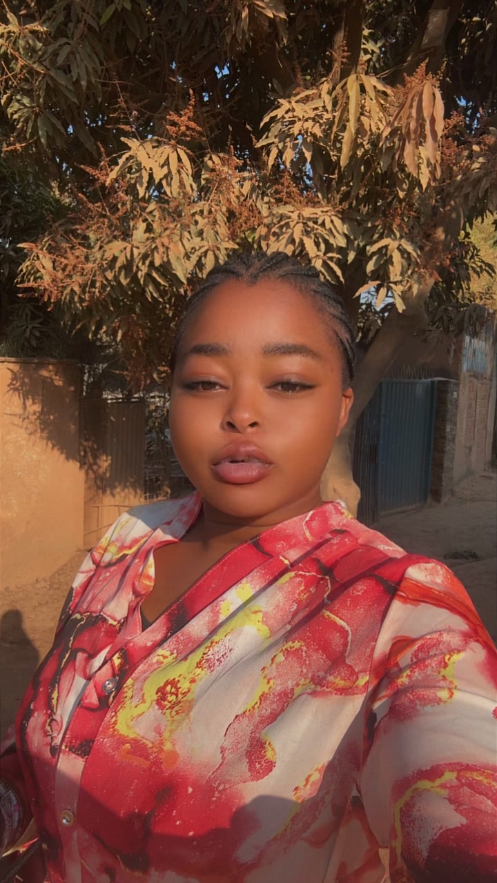 @Miss Kiara pop🍭🖤💜