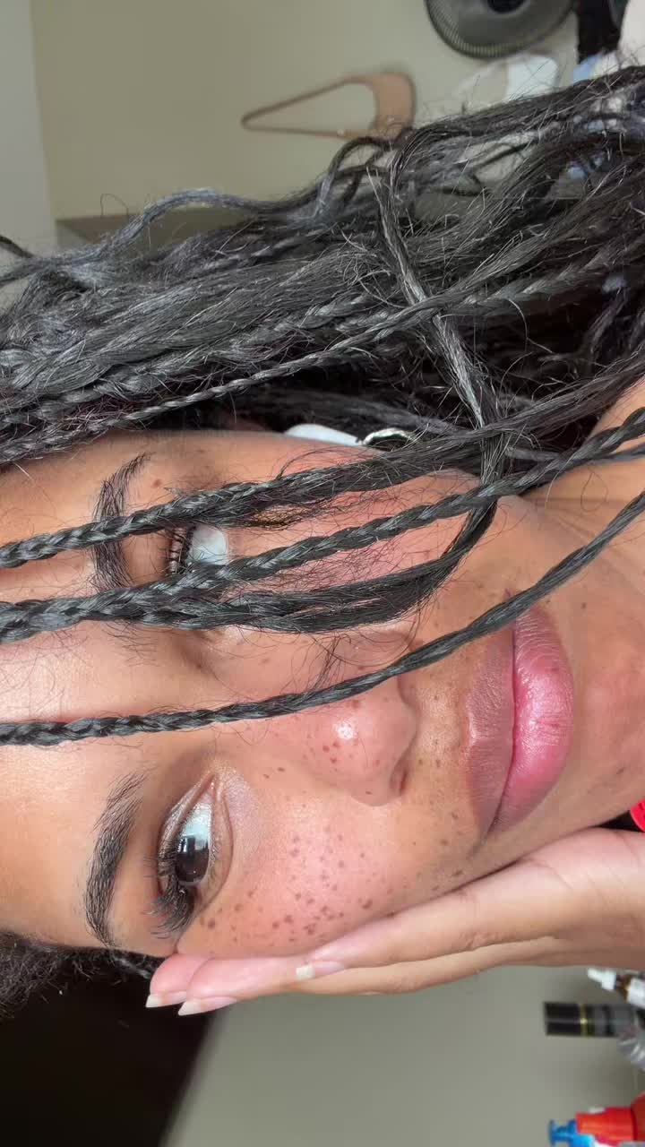 @🧔🏾♀️