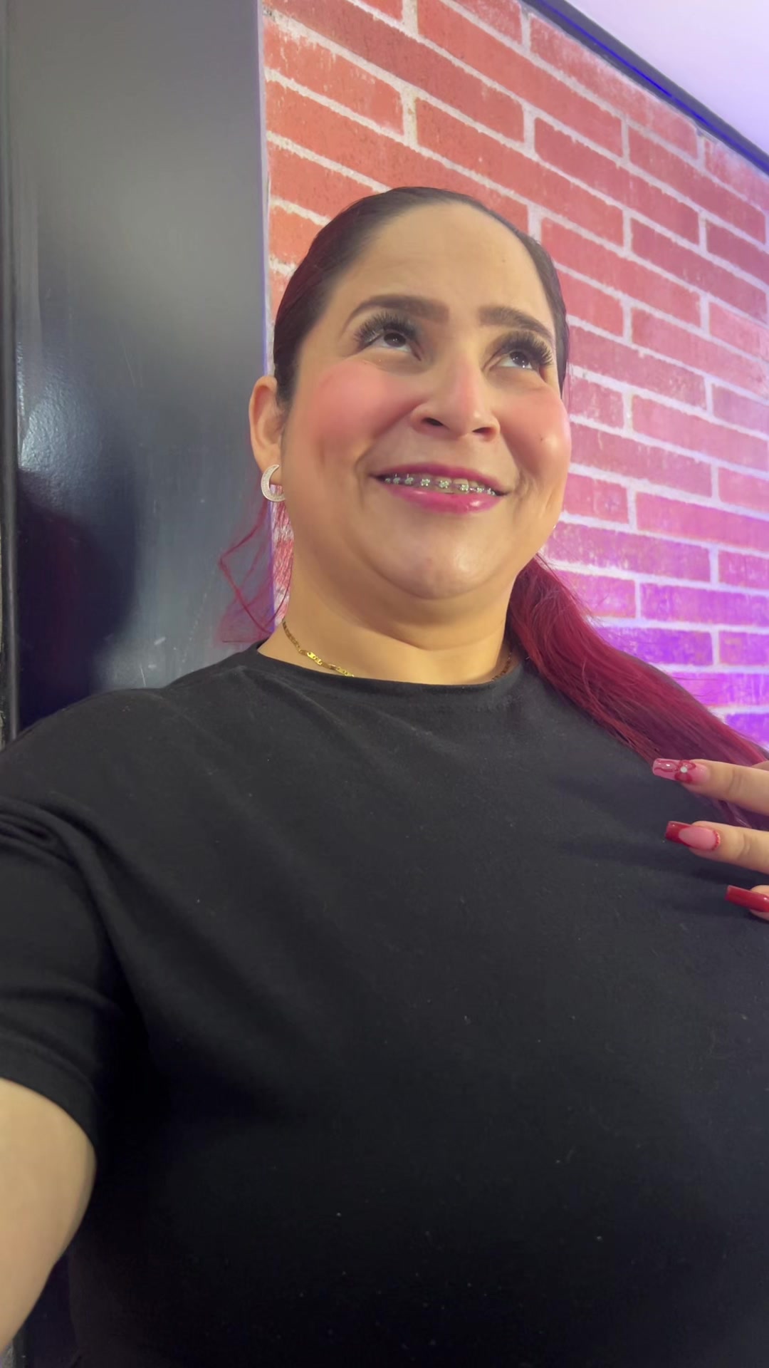 @lolapopvibes