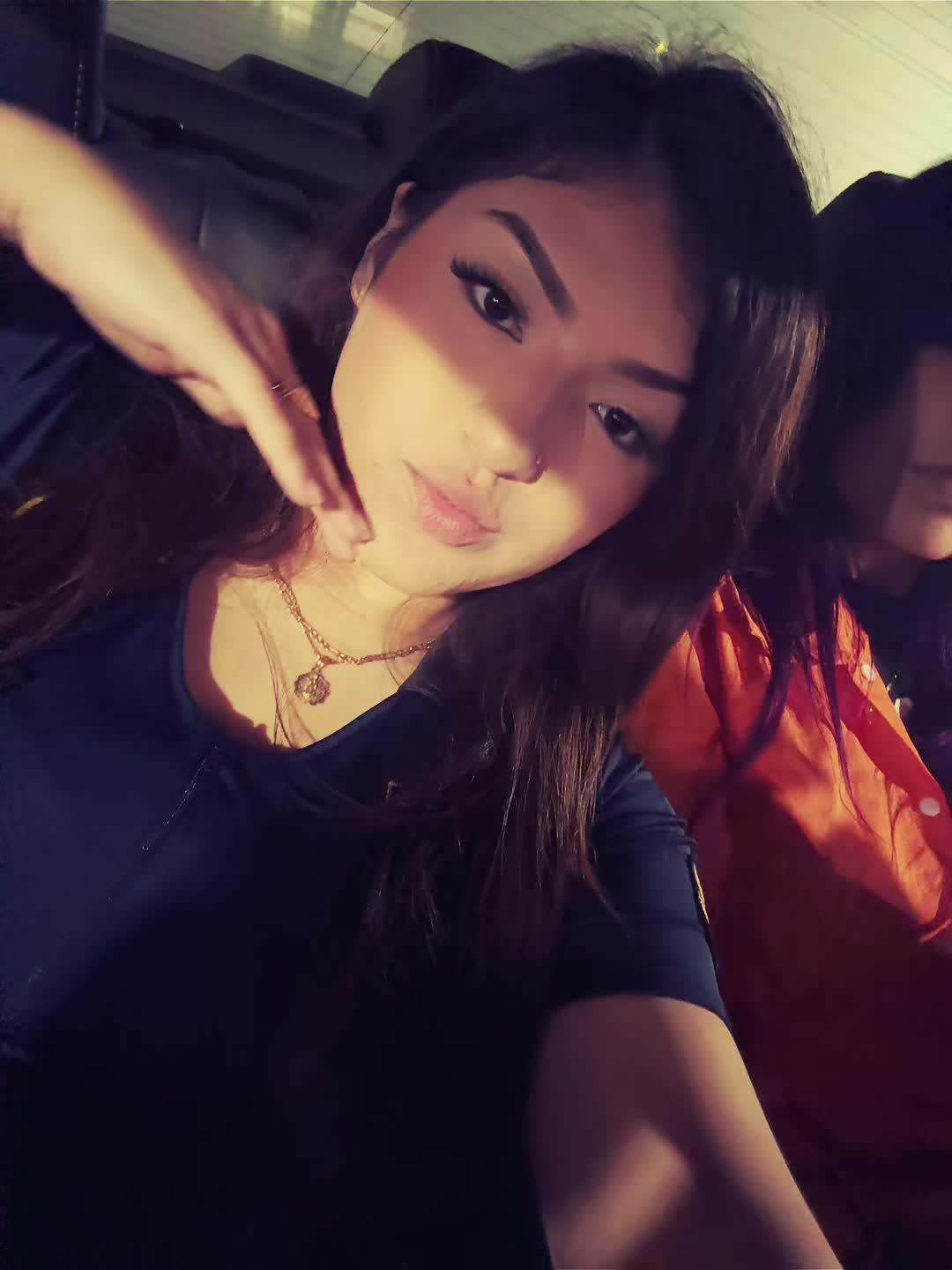 @Tiny🌻