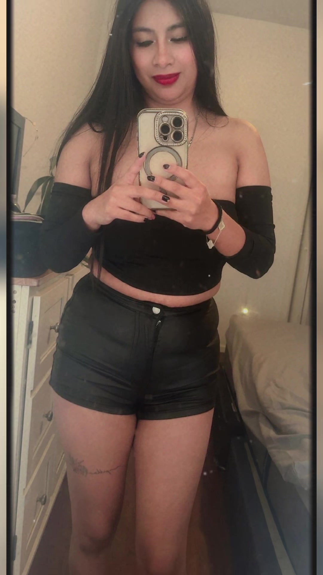 @nelly.cuarod