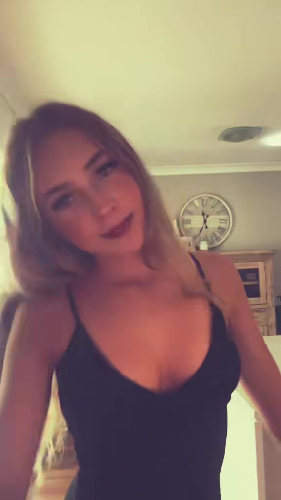 @jess_szel