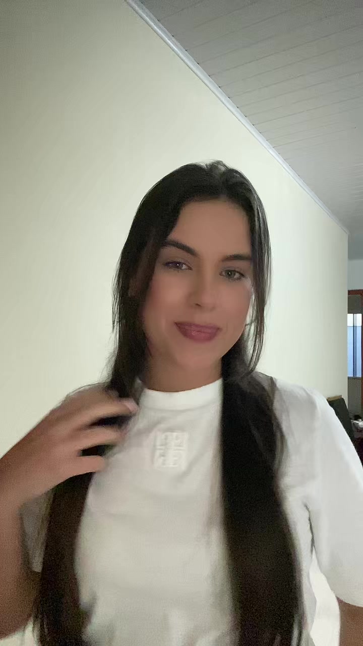 @Eloiza🤭