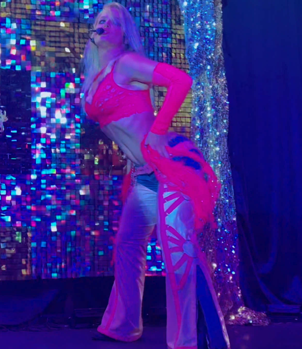 @AshleyxBritney