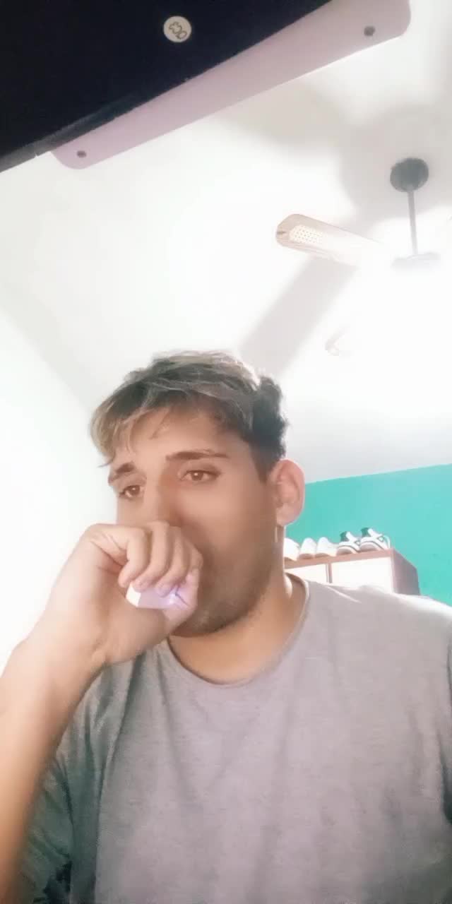 @elcarly