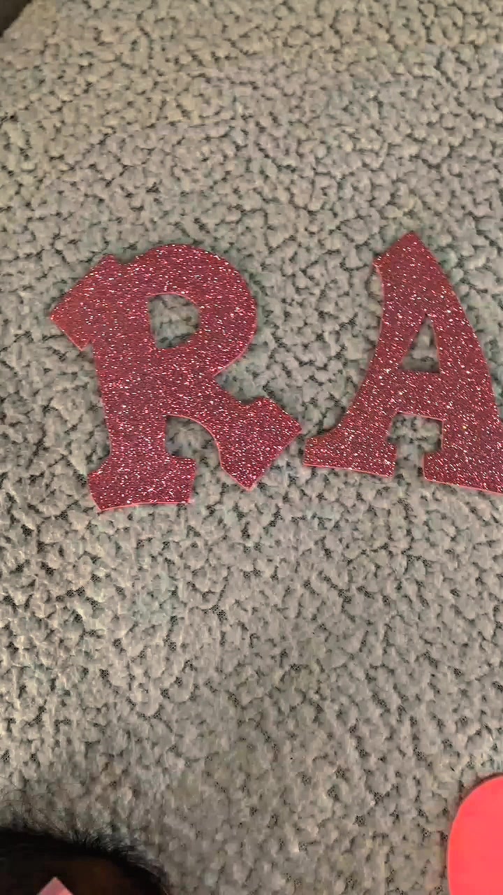 @Ariii🍒