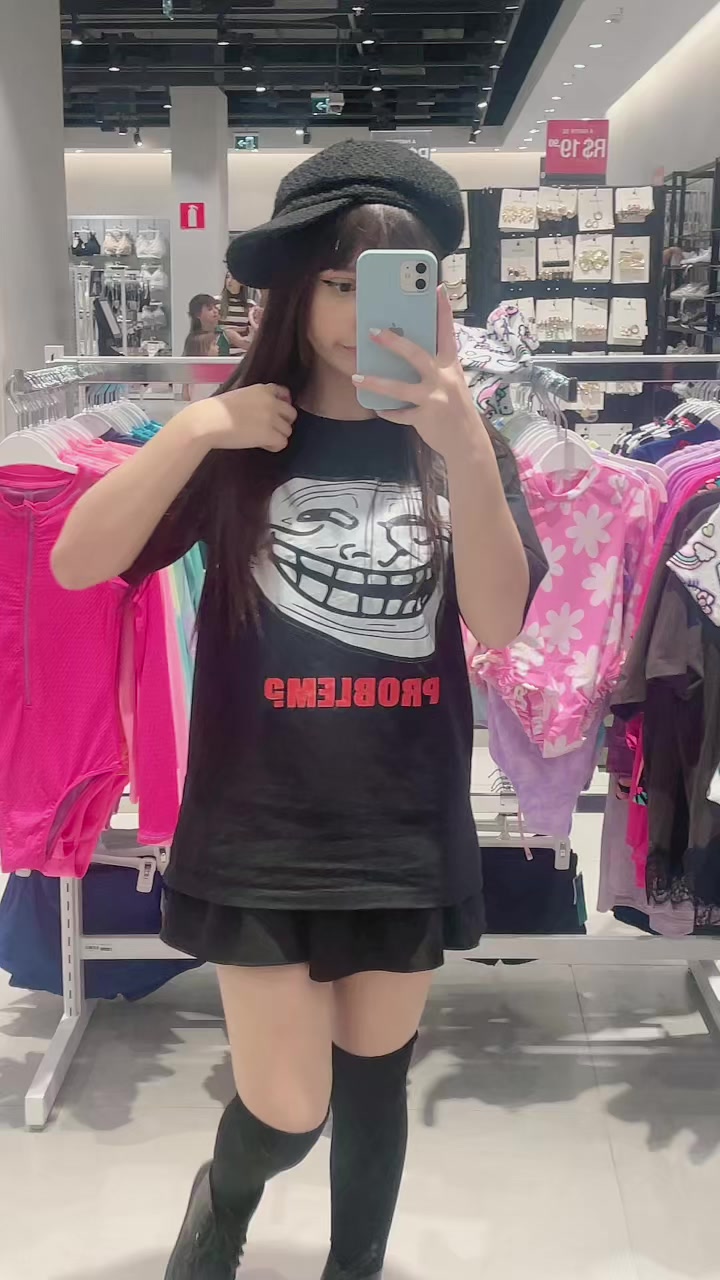 @manu 🦦