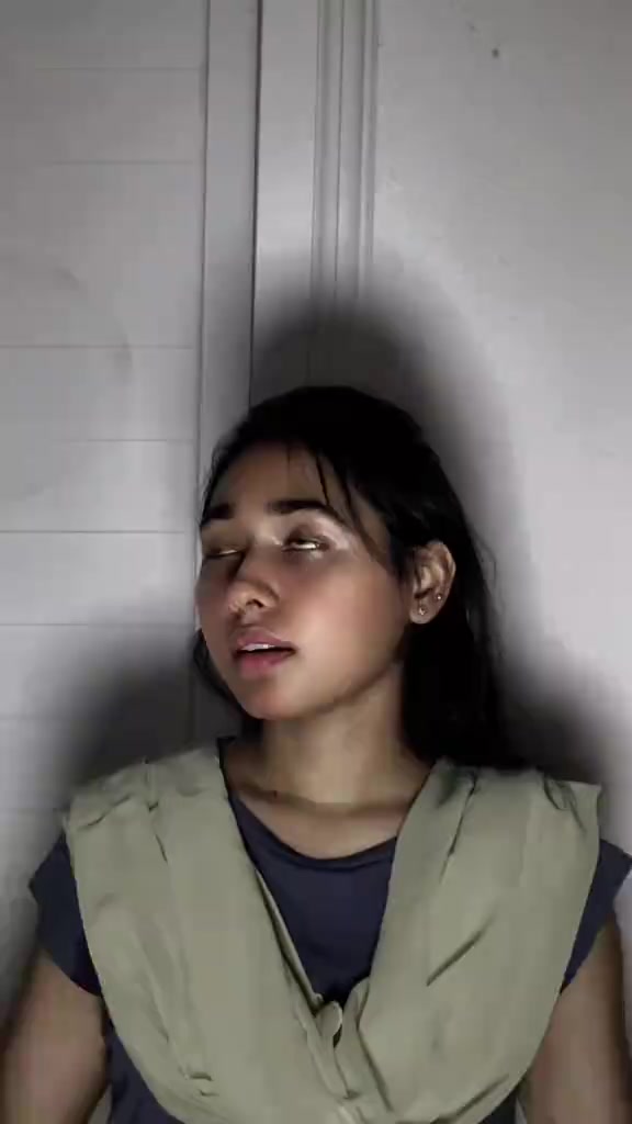 @🧿Anisha Ani💔
