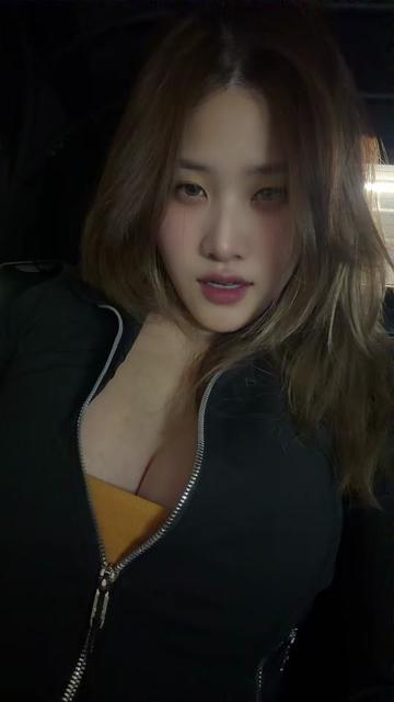 @yunni2yung