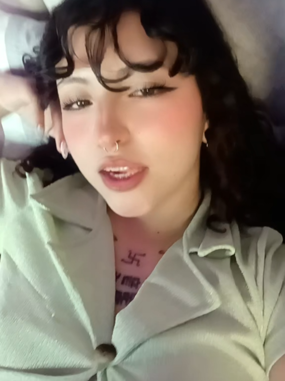 @Súcubo