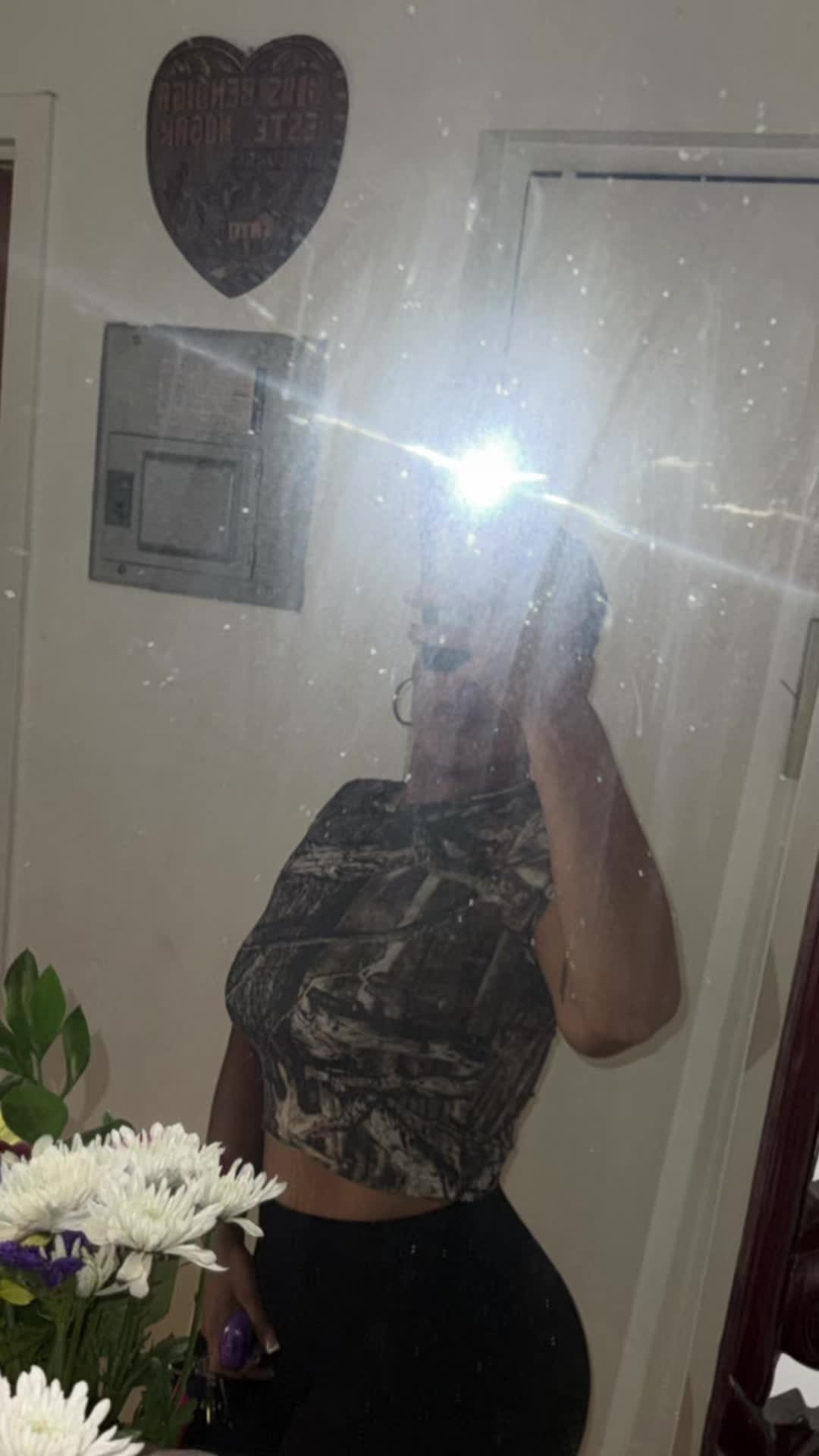 @Keepin_withtoni