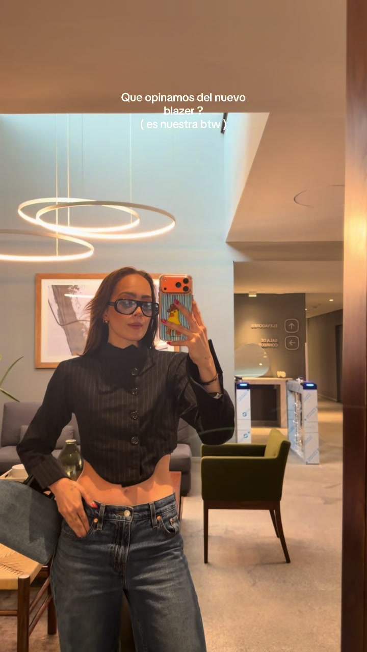 @Renata Haro