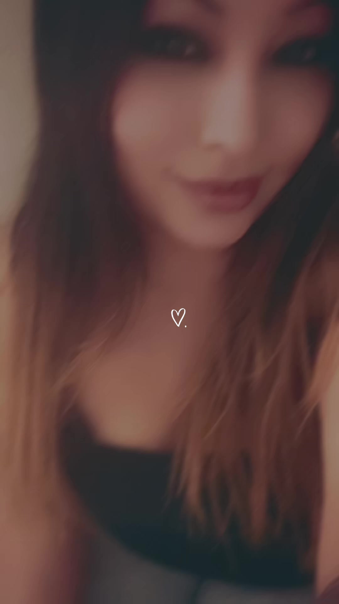 @🌹 𝓢𝓱𝓸𝓻𝓽𝔂 🌹