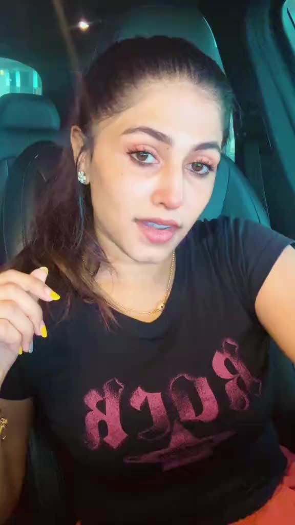 @Aniqa
